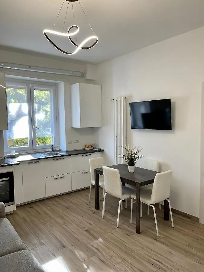 Housitalia Milano Διαμέρισμα