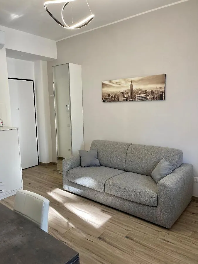 Housitalia Milano Διαμέρισμα
