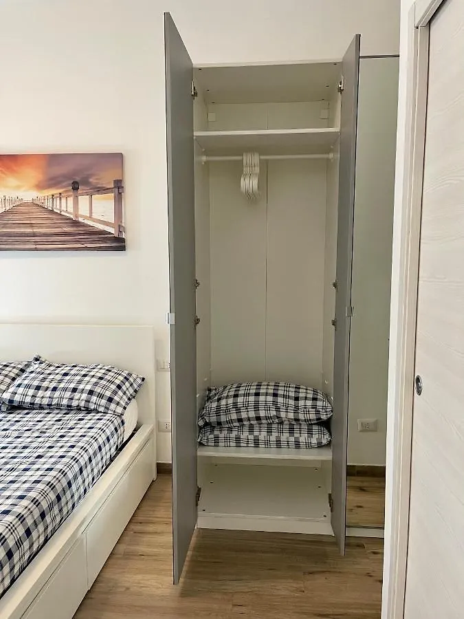 Housitalia Milano Διαμέρισμα